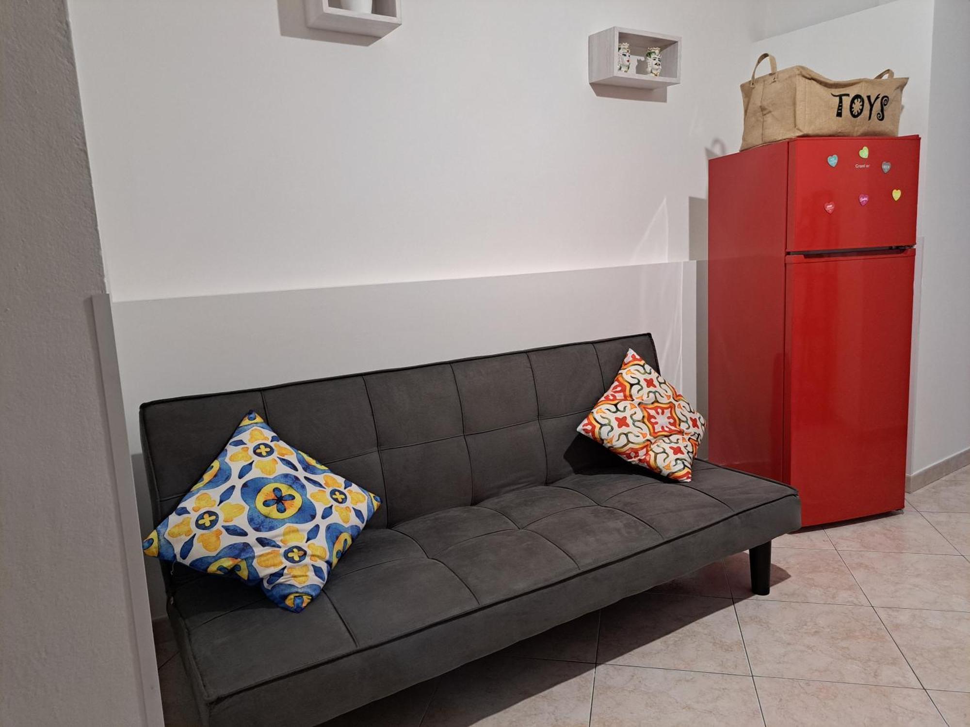 U Liotru Home Катания Екстериор снимка